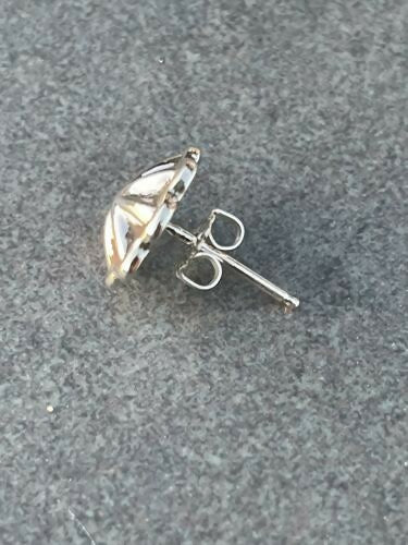 Fluted Studs 2