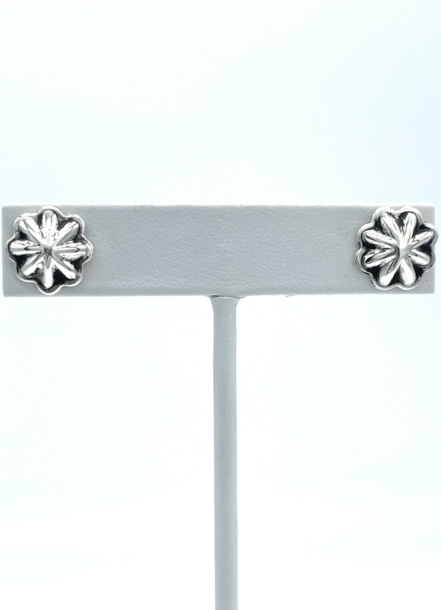 Fluted Studs 1
